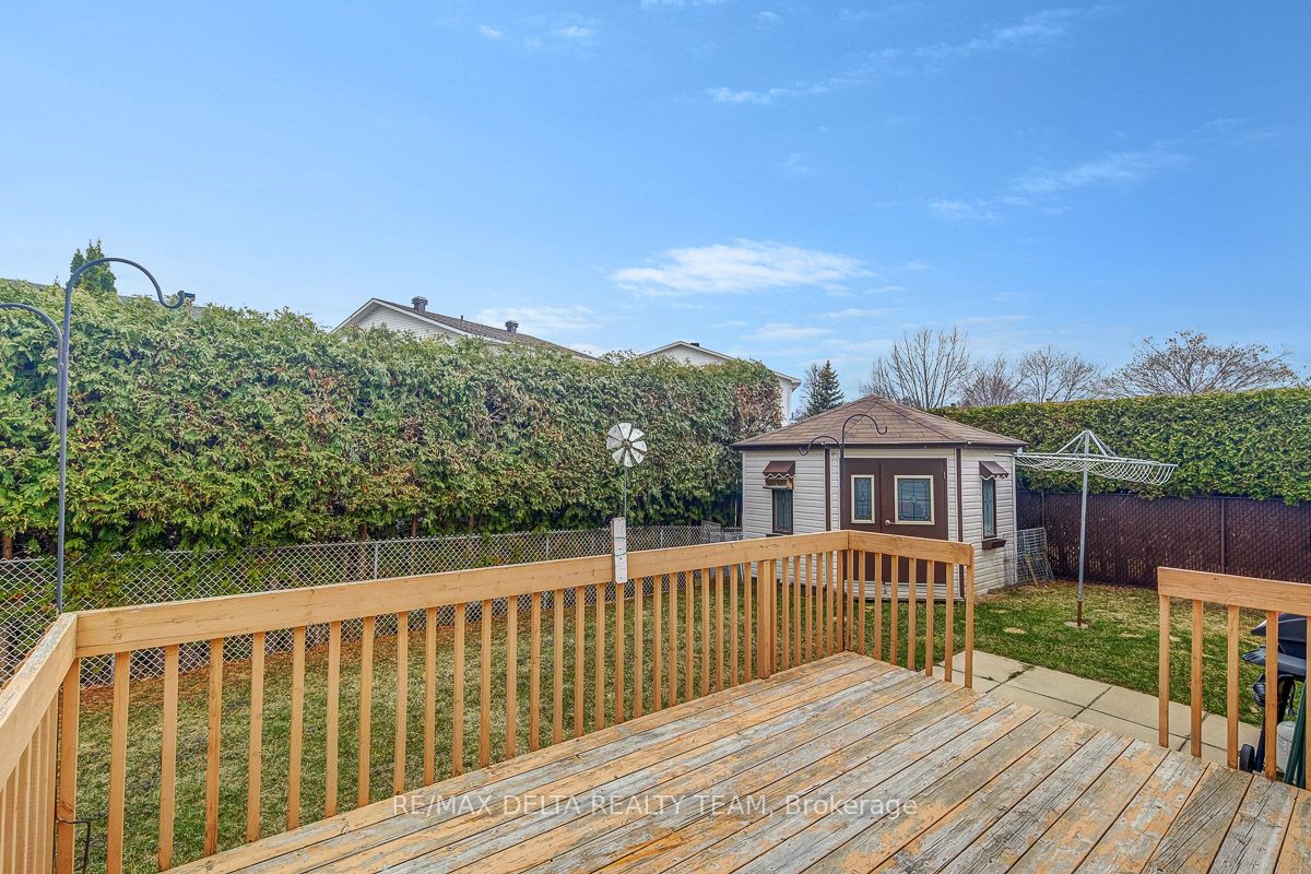 1666 Sunview Drive
