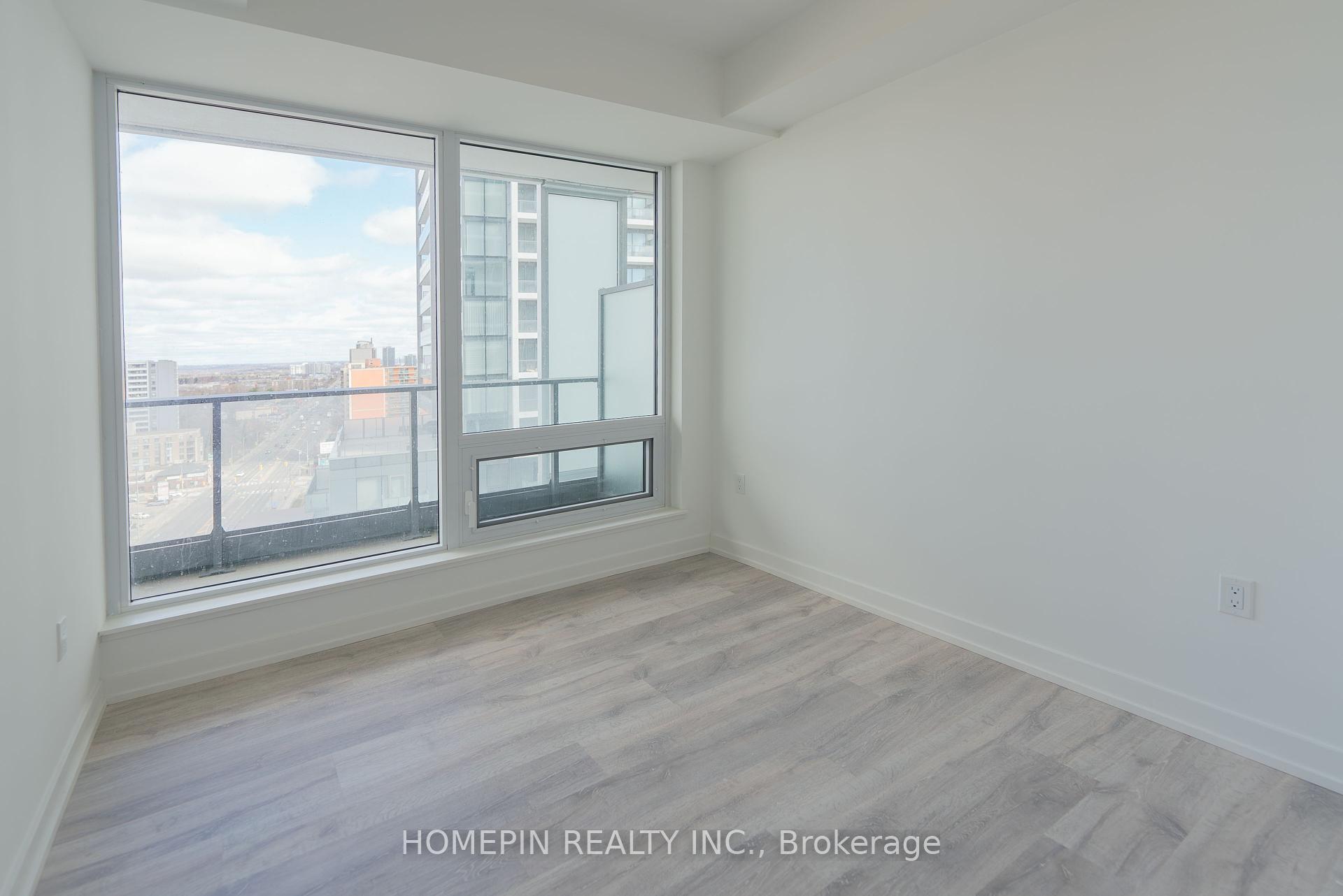 2 Bedrooms Condo at 8 Olympic Garden,  Toronto For sale