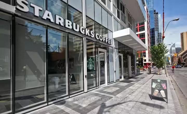 2 Bedrooms Condo at 300 Front, Toronto For sale