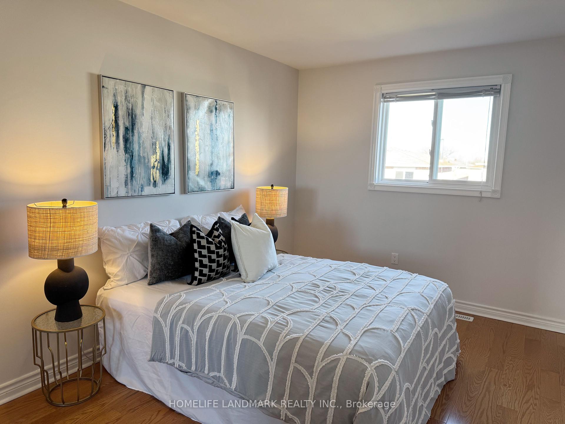 5159 Sunray Drive, Mississauga, ON L5R 2T9