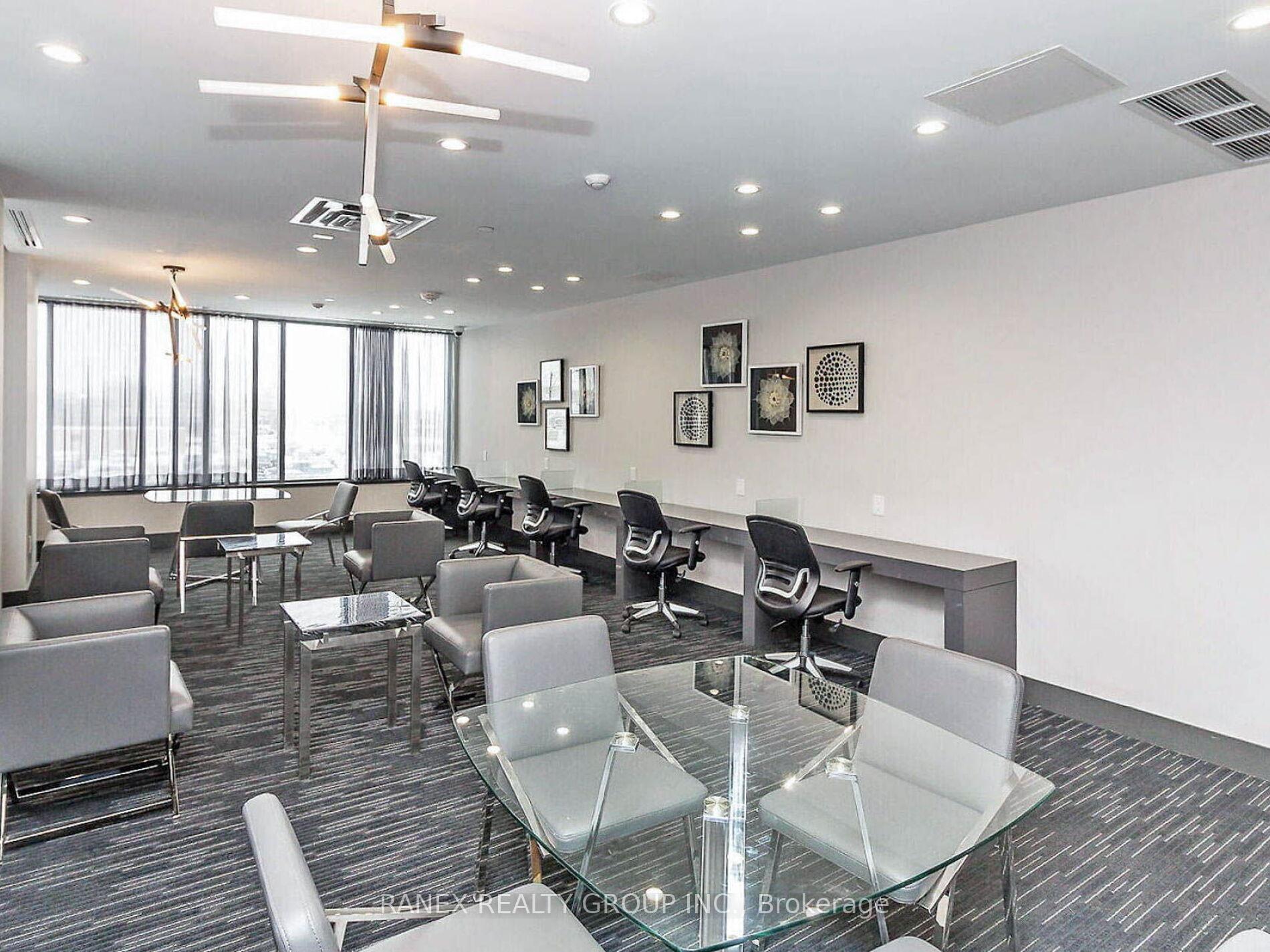 2 Bedrooms Condo at 5025 Four Springs, Mississauga For sale