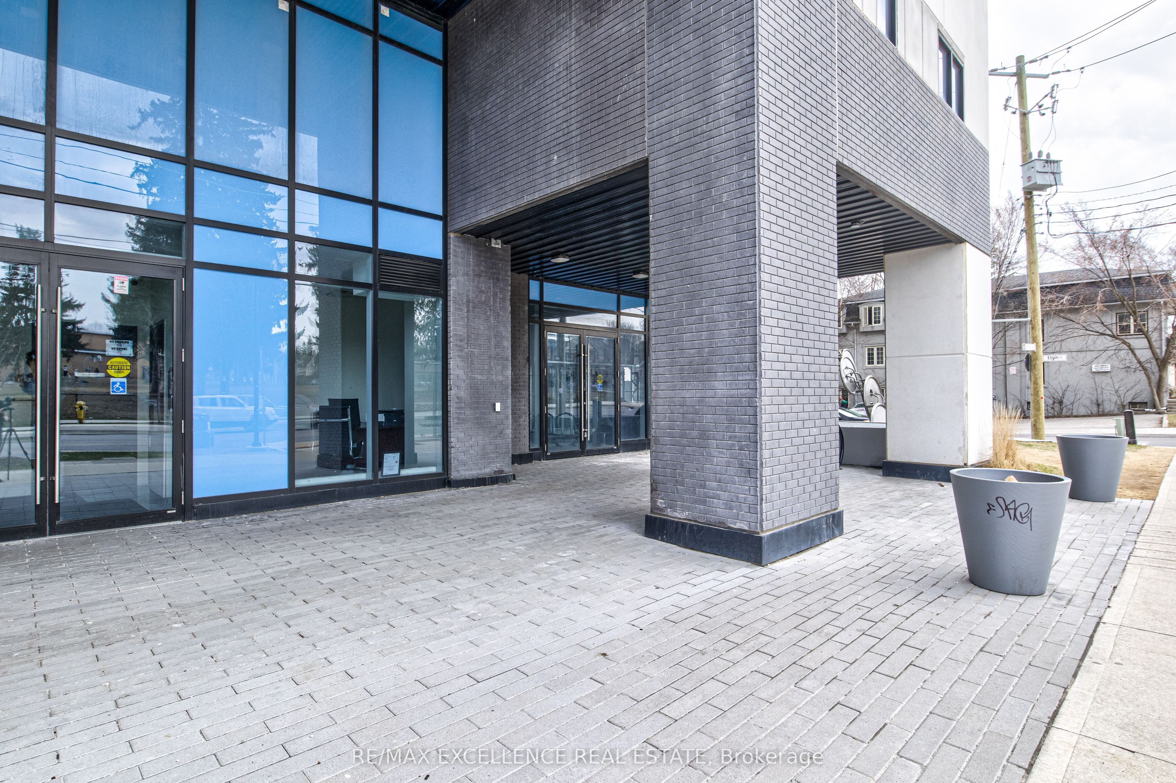 128 King Street N, #1402