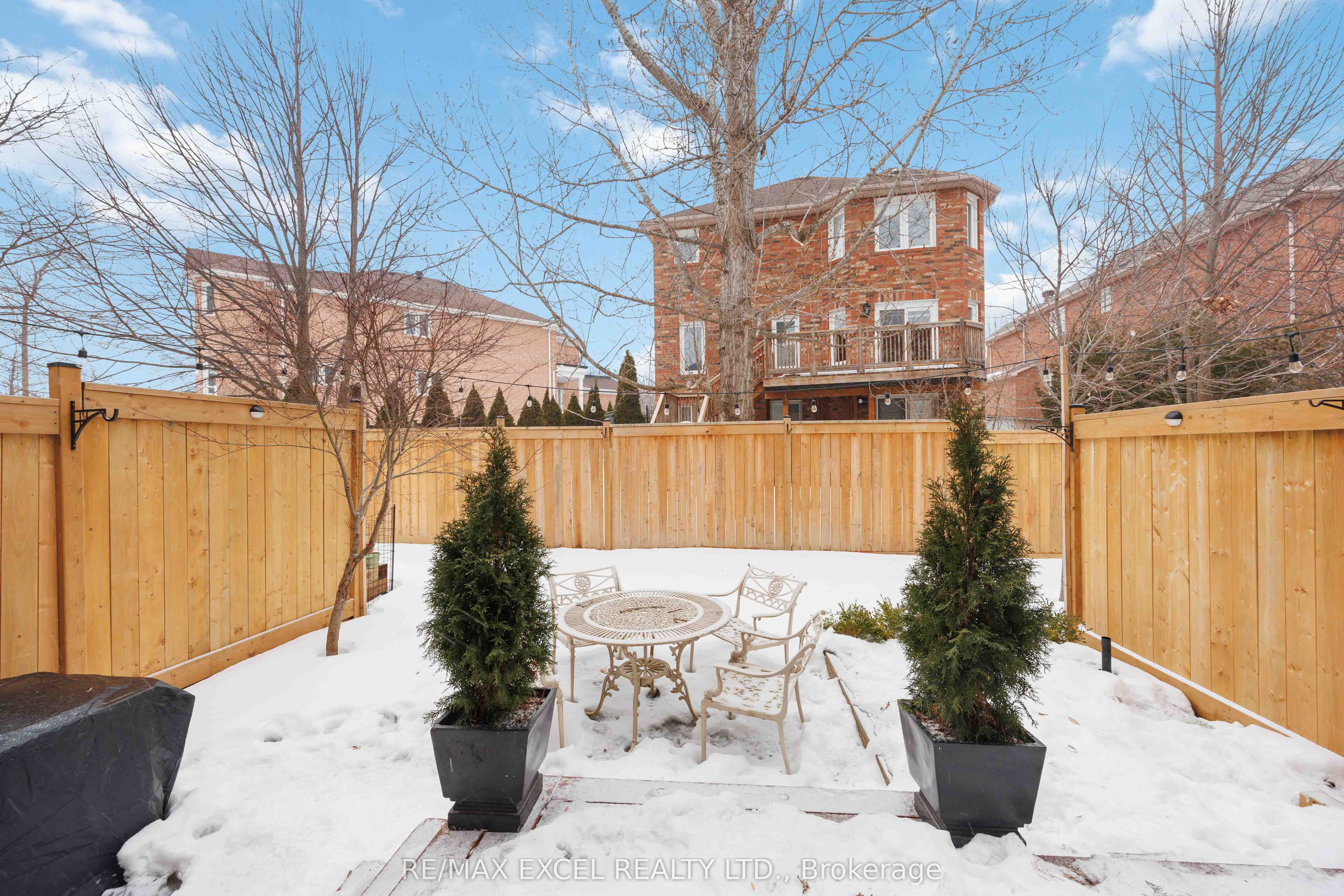 255 Shaftsbury Avenue, #66