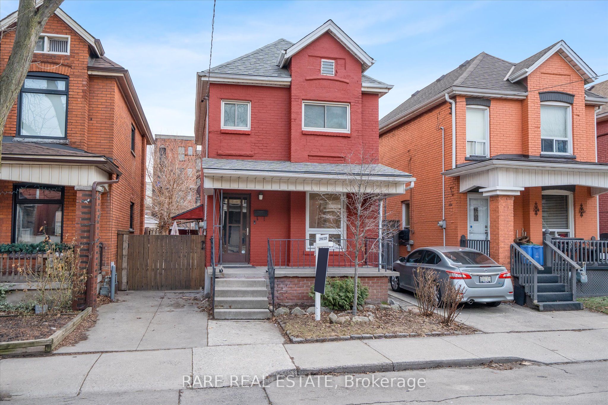 24 Case Street, Hamilton, ON L8L 3G7