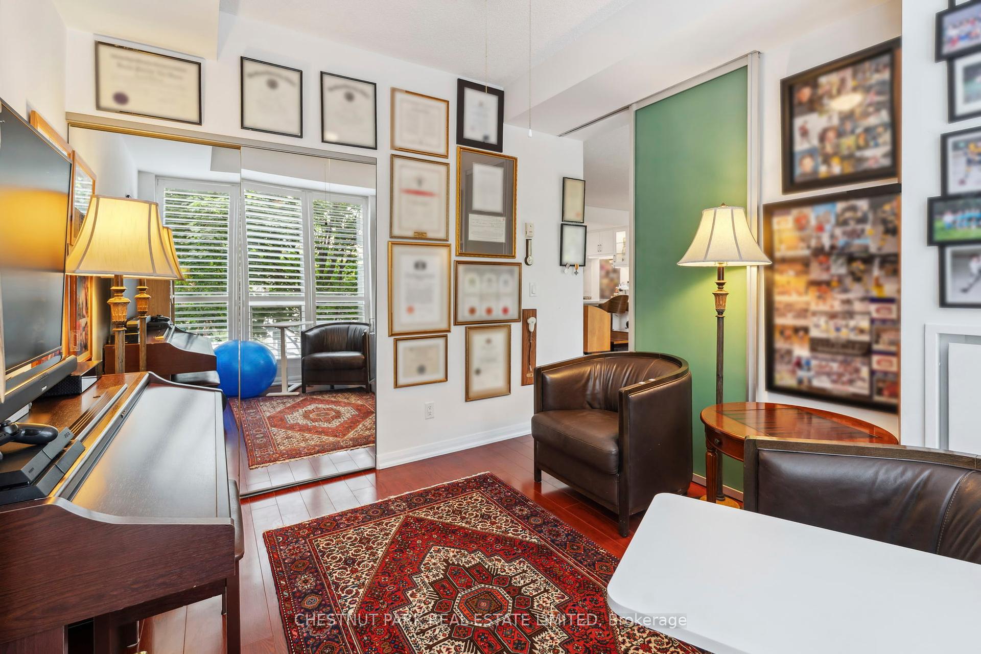 3 Bedrooms Condo at 11 Soho, Toronto For sale