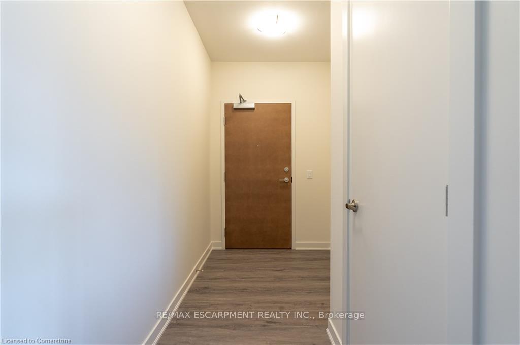 1 Bedroom Condo at 320 Plains, Burlington For sale