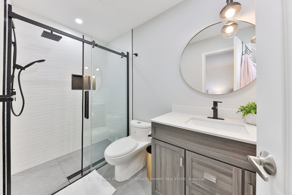 3887 Milkwood Crescent, Mississauga, ON L5N 8H5