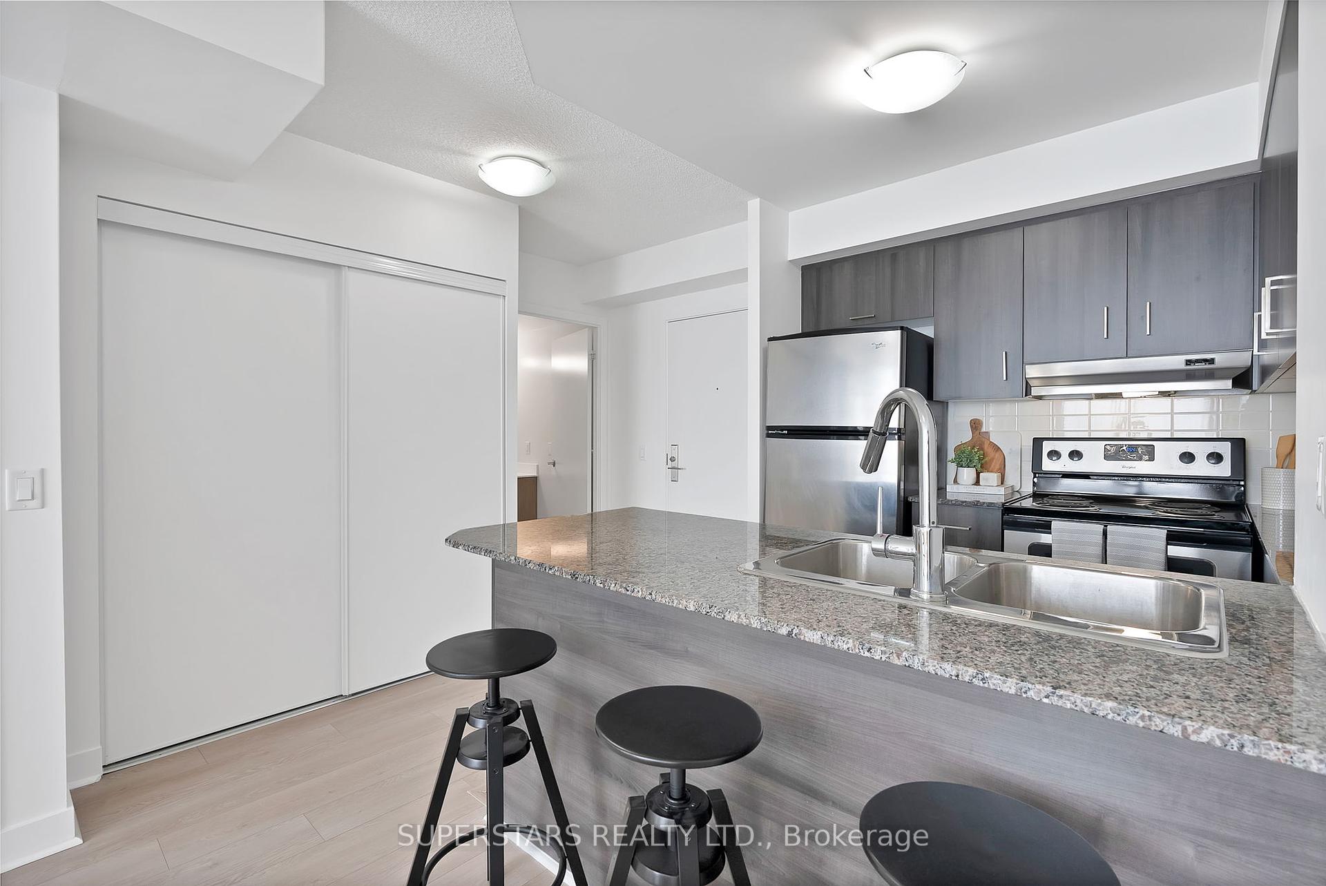 1 Bedroom Condo at 5740 Yonge, Toronto For sale