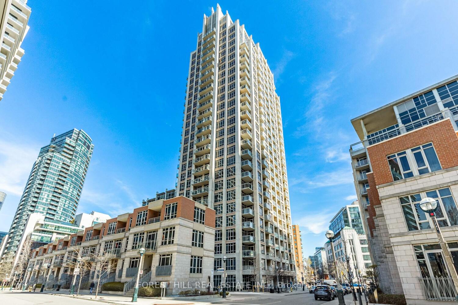 2 Bedrooms Condo at 21 Grand Magazine, Toronto For sale