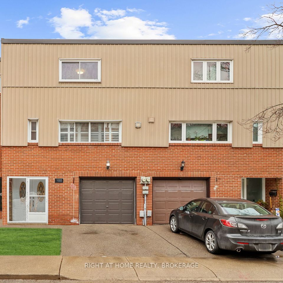 400 Bloor
