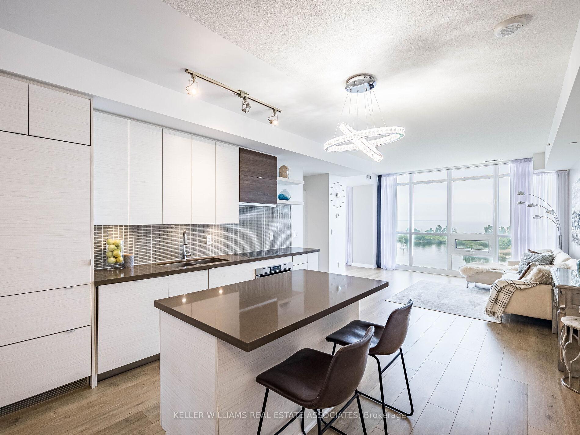 3 Bedrooms Condo at 59 Annie Craig, Toronto For sale