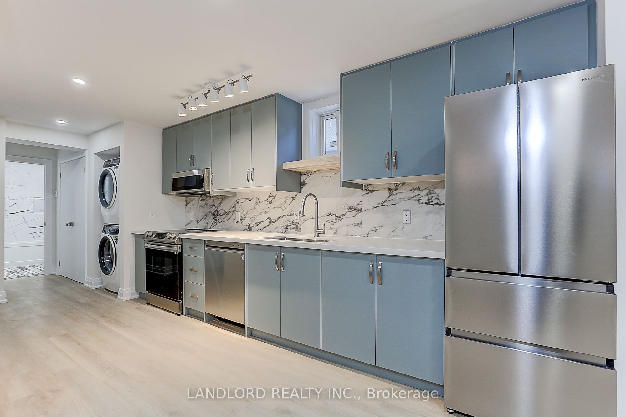 30 Lambton Avenue, #Lower