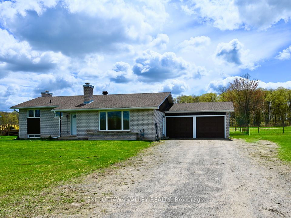 2297 Beachburg