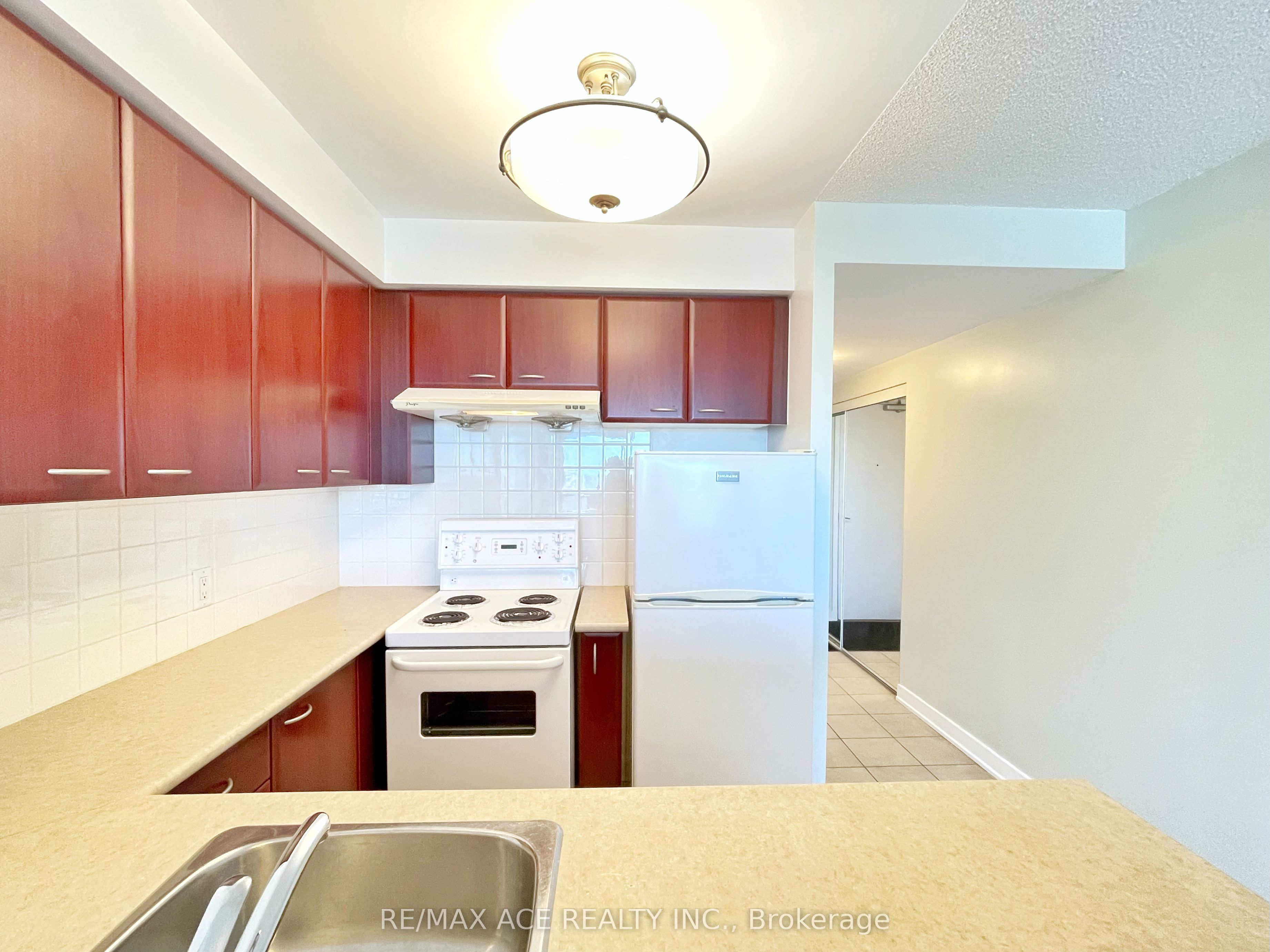 38 Lee Centre Drive, #2315
