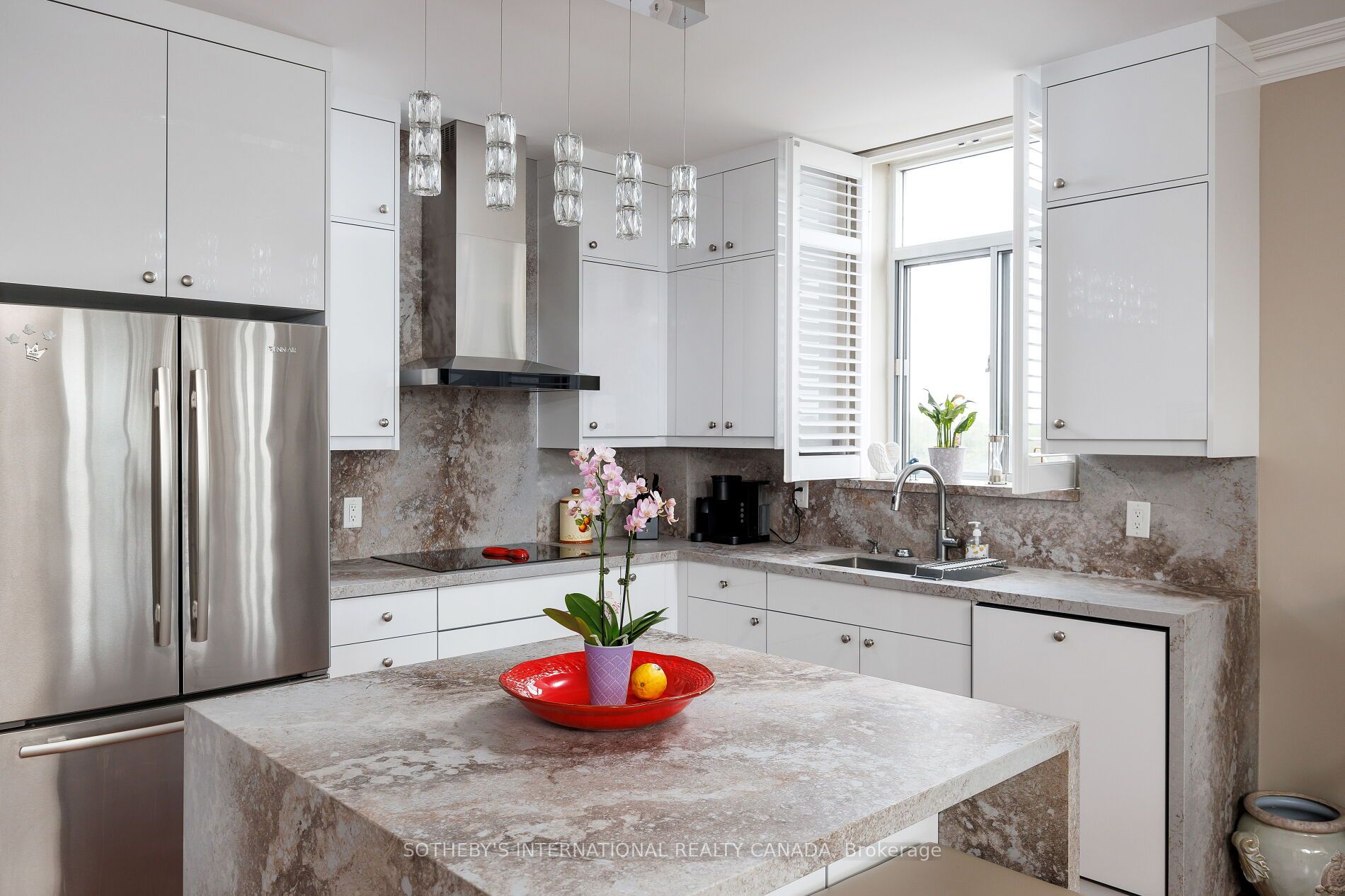 935 Royal York Road, #601