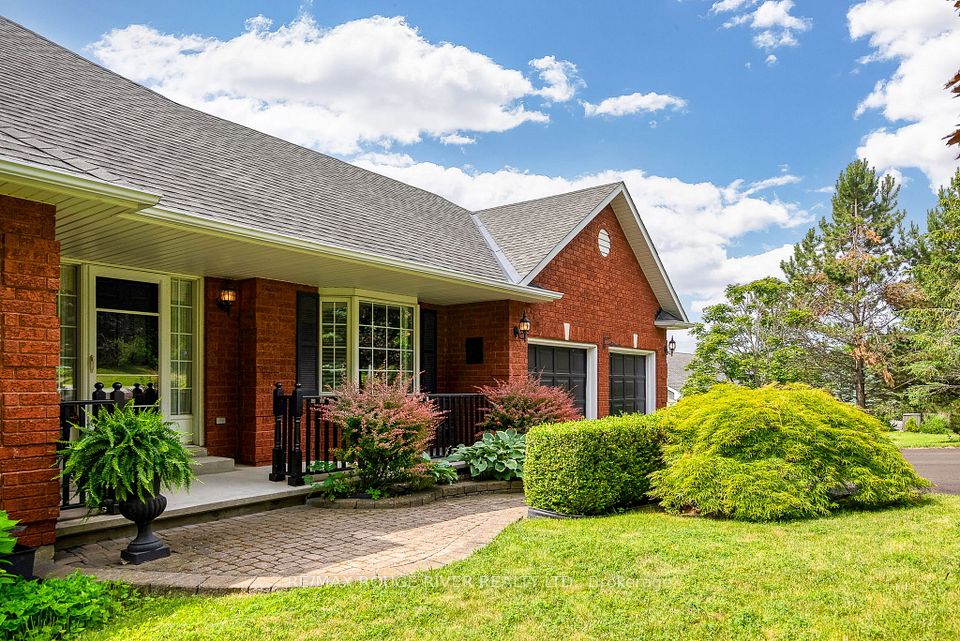 8 Sunrise Court, Hamilton Township, ON K9A 4J7