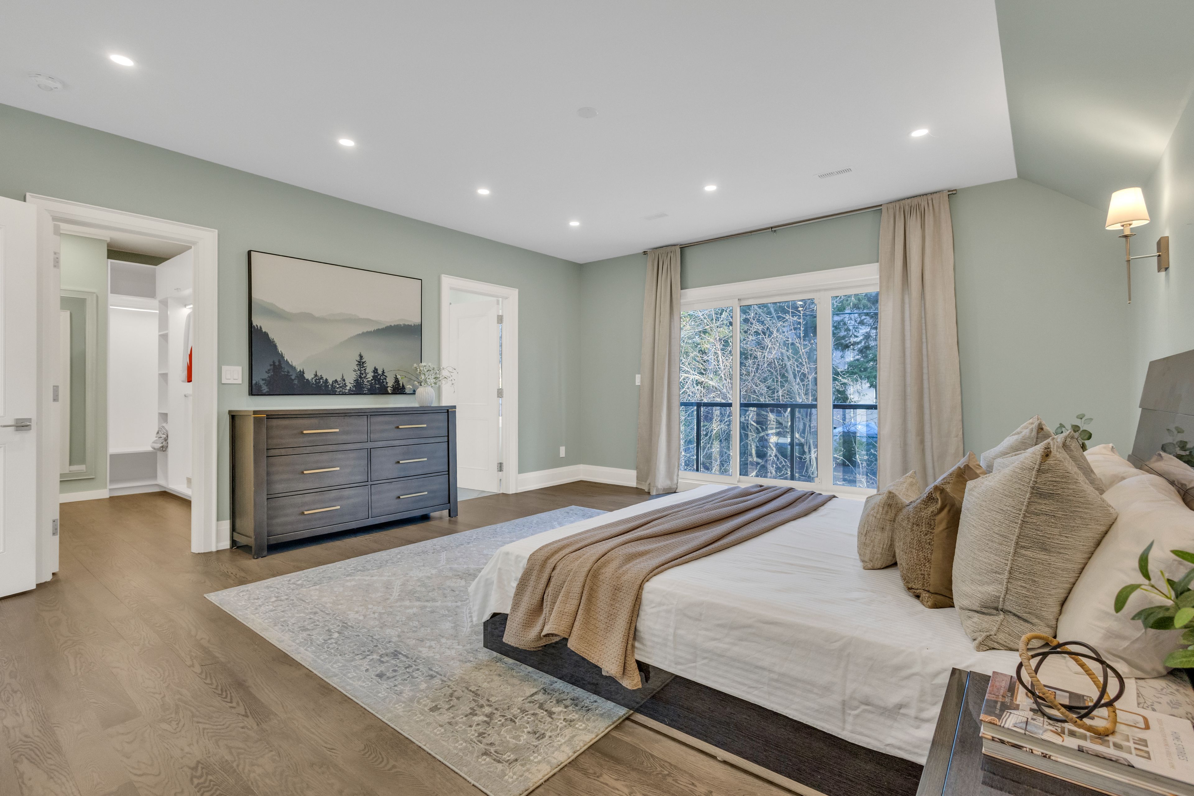 29 Leland Avenue