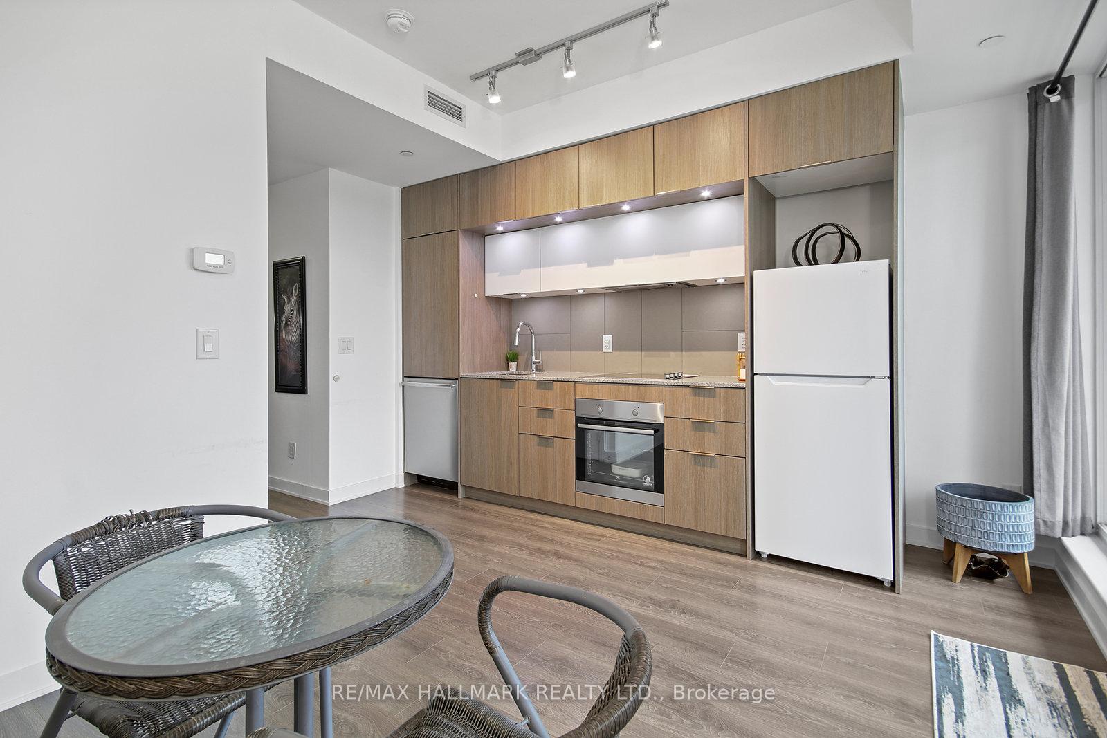 Condo at 55 Regent Park, Toronto For sale