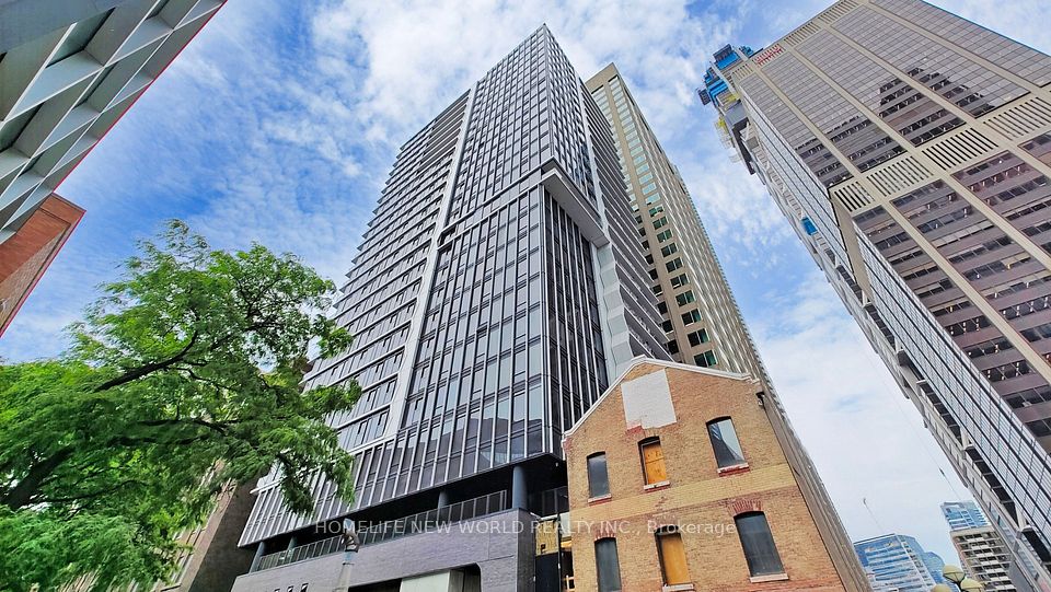 771 Yonge