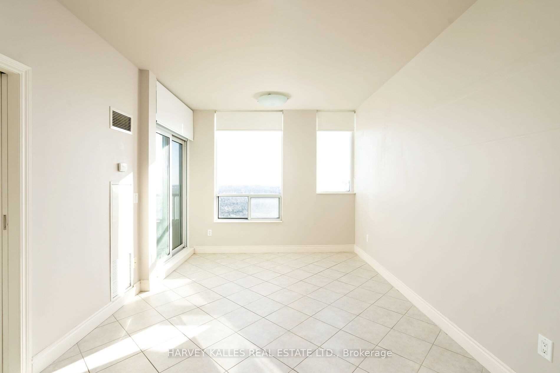 60 Brian Harrison Way Ph 3401