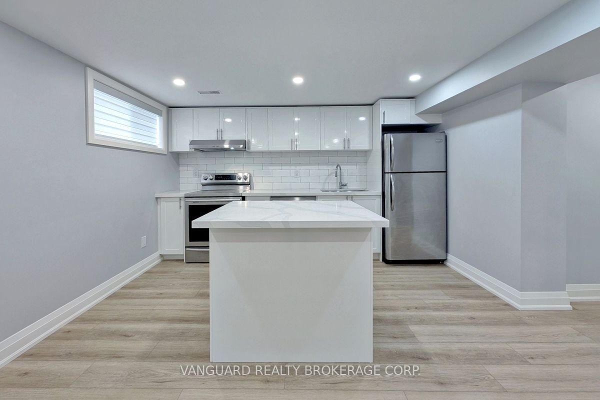 14 Bradfield Avenue
