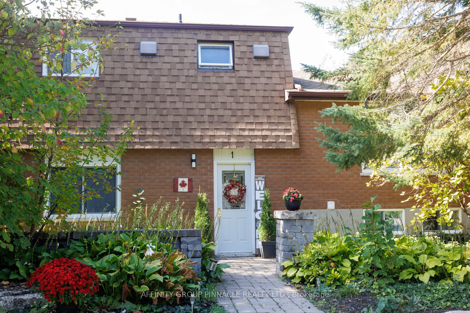 1 Hopkins Road