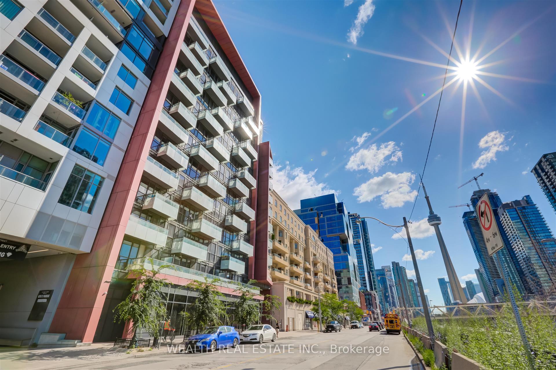 1 Bedroom Condo at 560 Front,  Toronto For sale