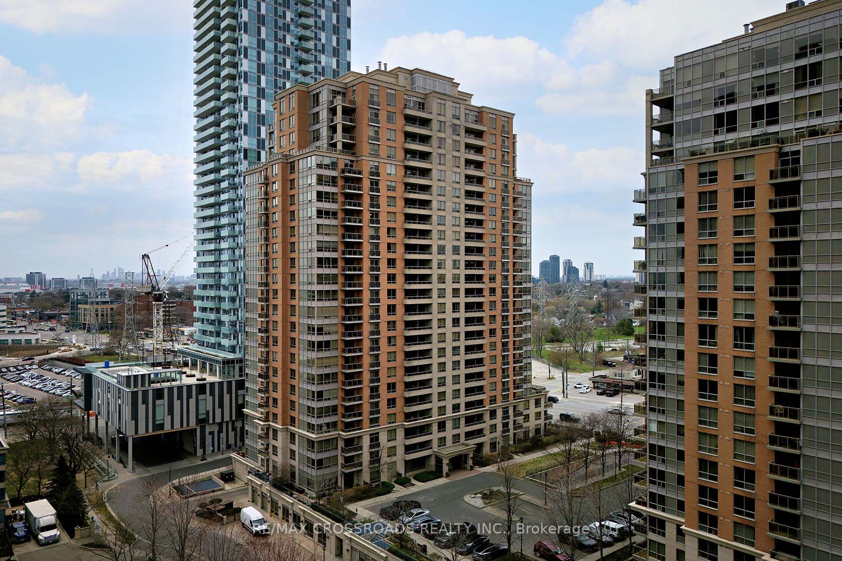 #528 - 5233 Dundas Street, Toronto, ON M9B 6M1