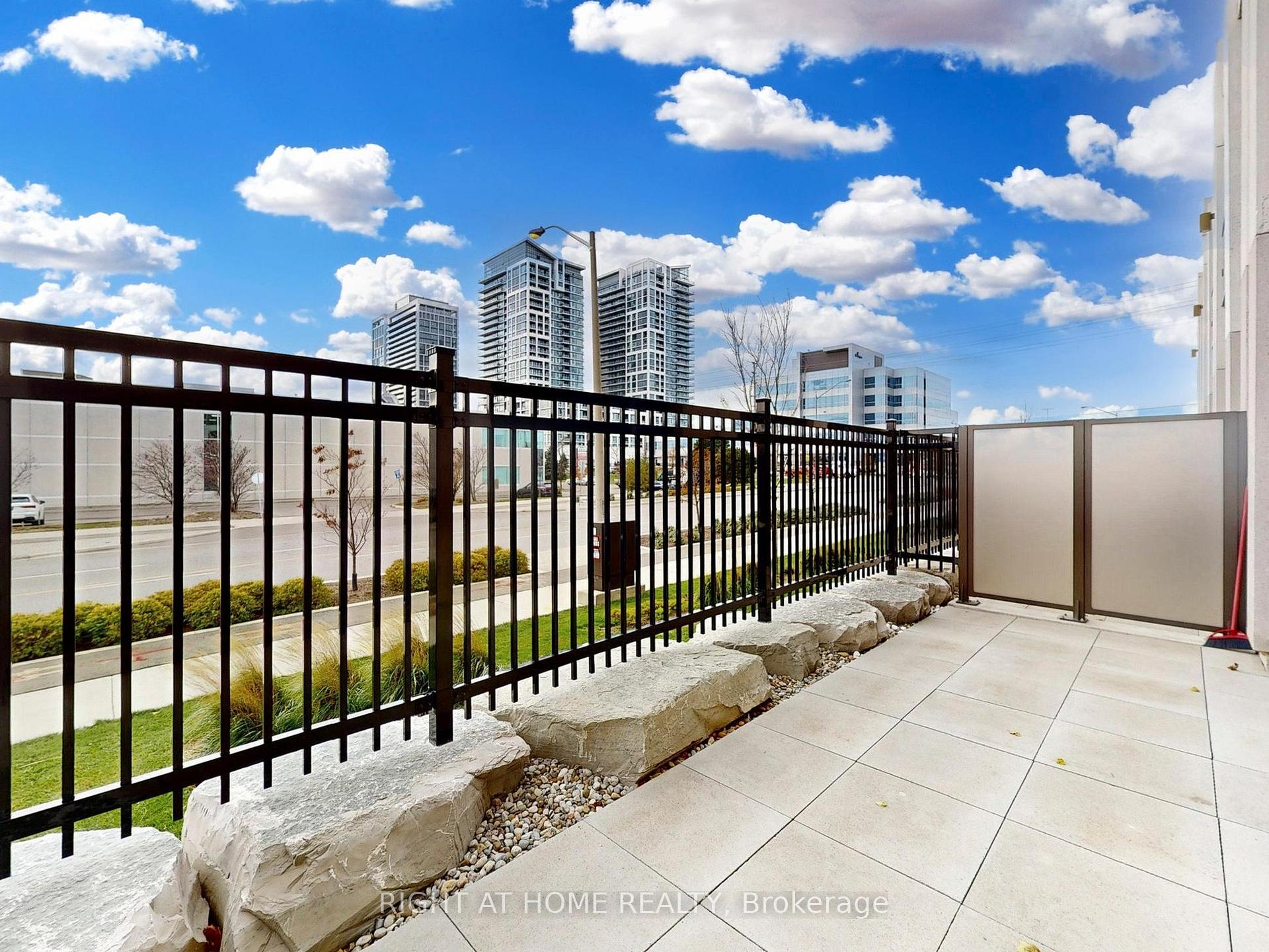 2 Bedrooms Condo at 9075 Jane, Vaughan For sale