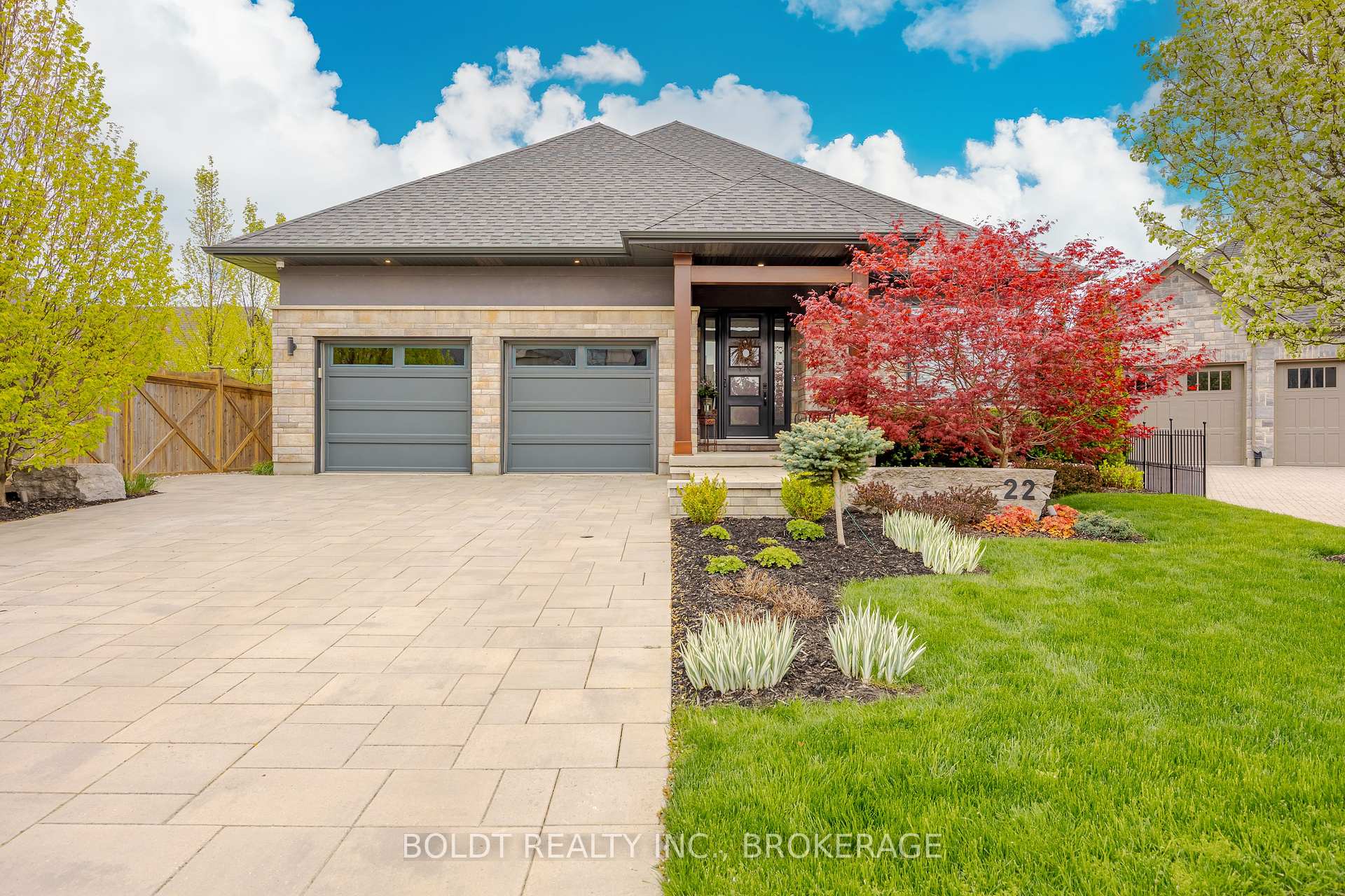 22 Joyce Crescent, Pelham, ON L0S 1M0