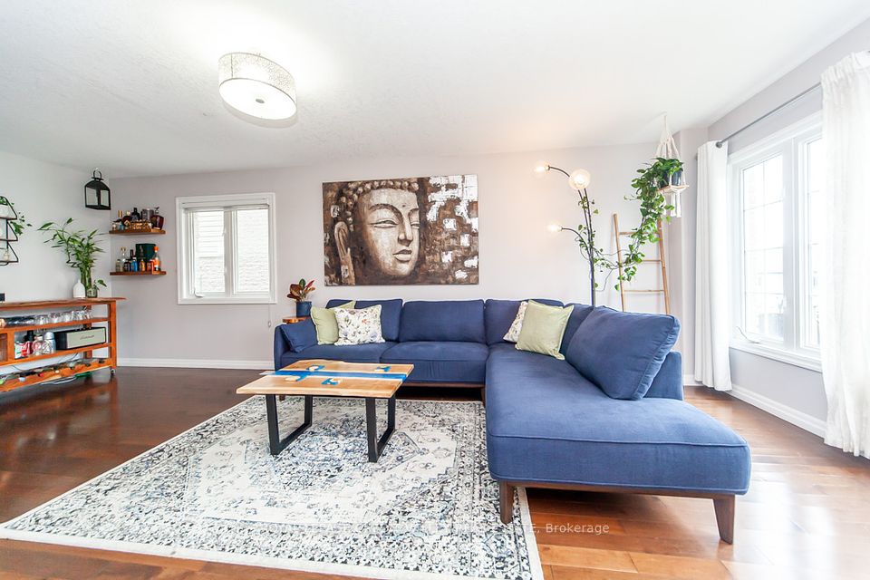 55 Rockcliffe