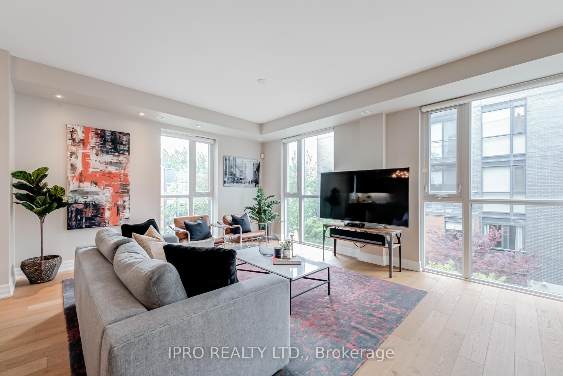 5 Bedrooms Condo at 15 Sousa Mendes, Toronto For sale