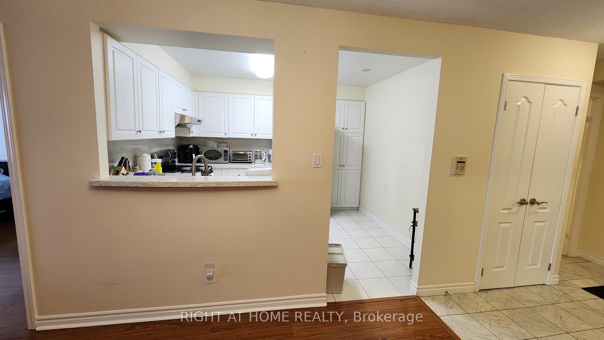2 Bedrooms Condo at 1883 McNicoll, Toronto For sale
