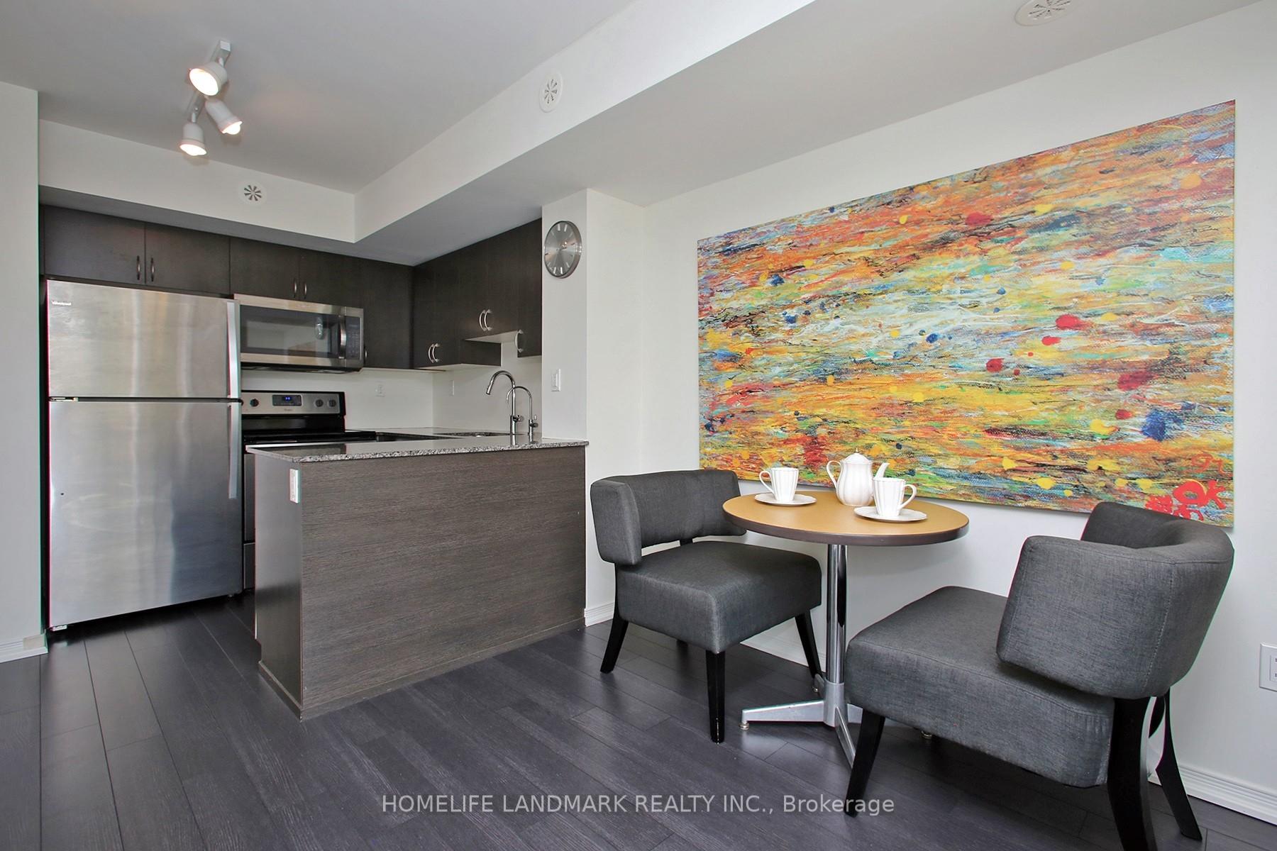 2 Bedrooms Condo at 90 Orchid, Toronto For sale