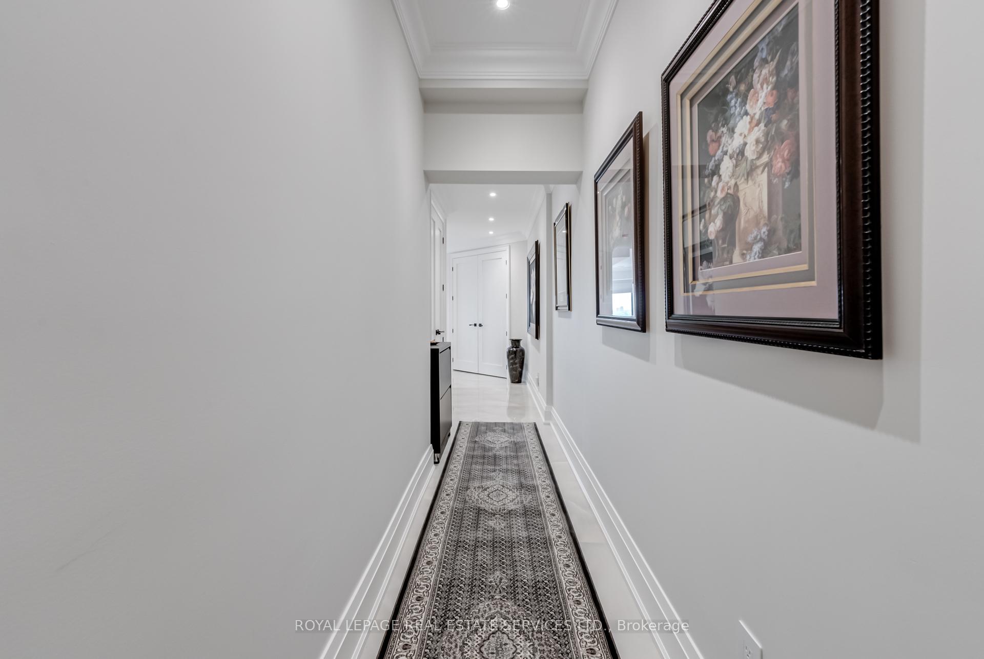 2 Bedrooms Condo at 2045 Lake Shore, Toronto For sale