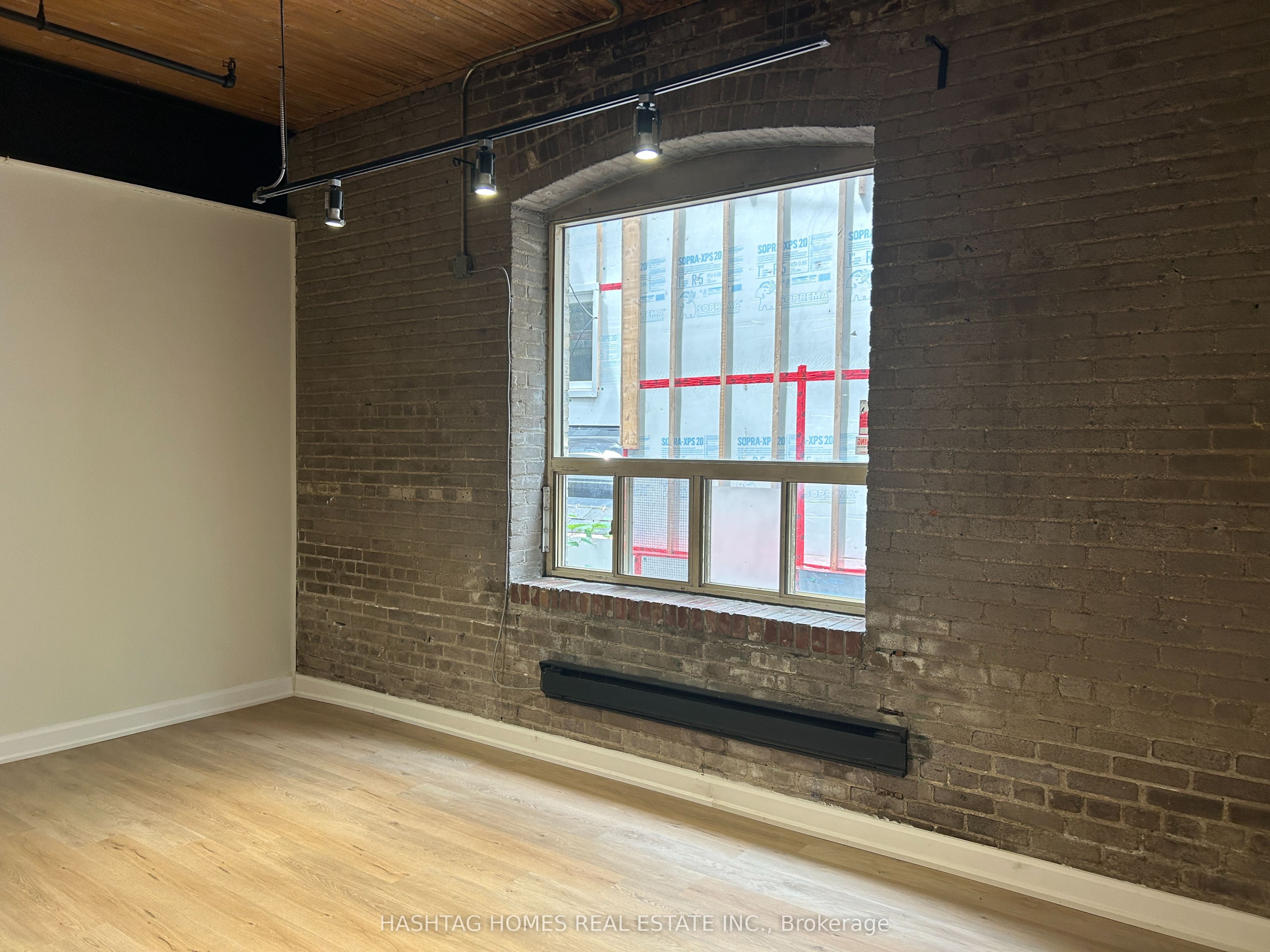 34 Noble Street, #102