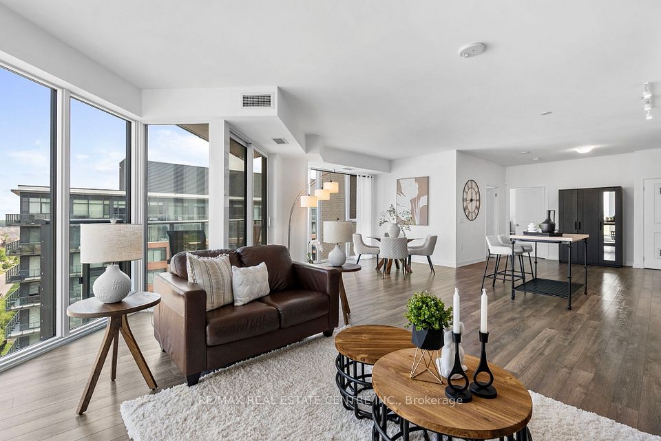 100 Eagle Rock