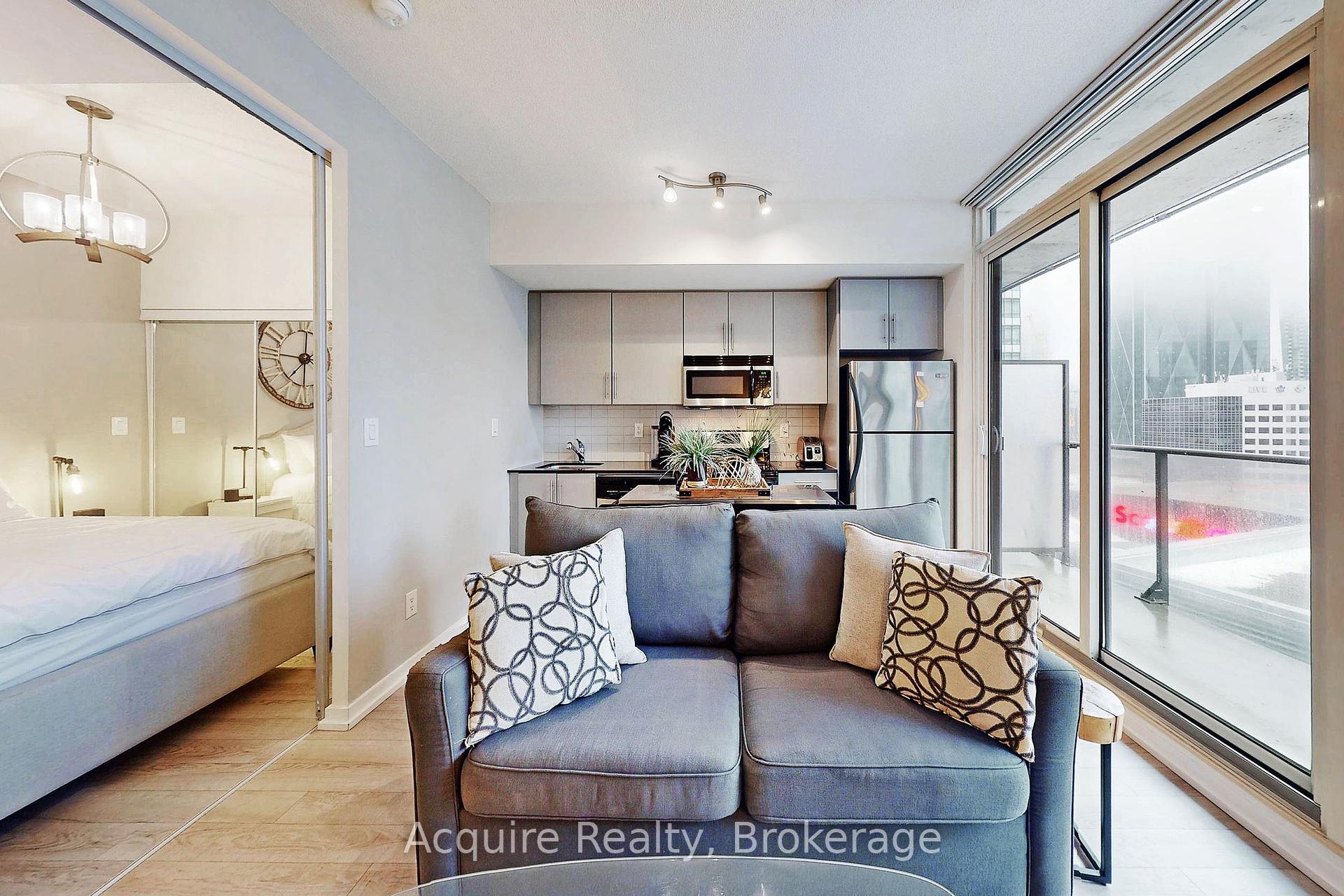 1 Bedroom Condo at 55 Bremner, Toronto For sale