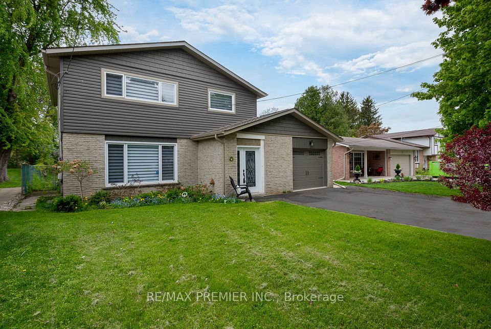 15 Maple Avenue, New Tecumseth, ON L0G 1A0