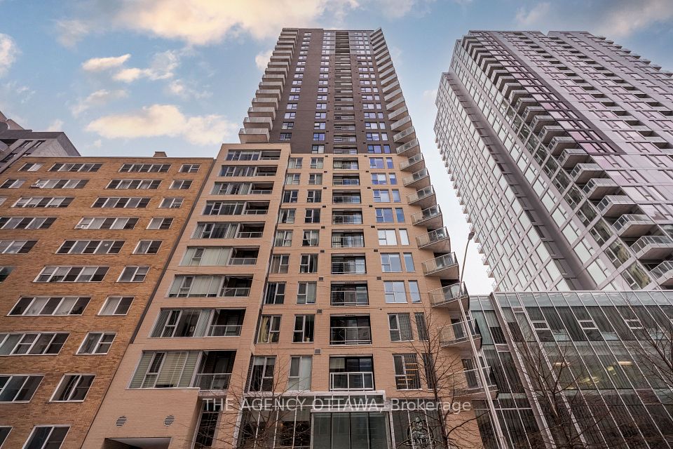 40 Nepean