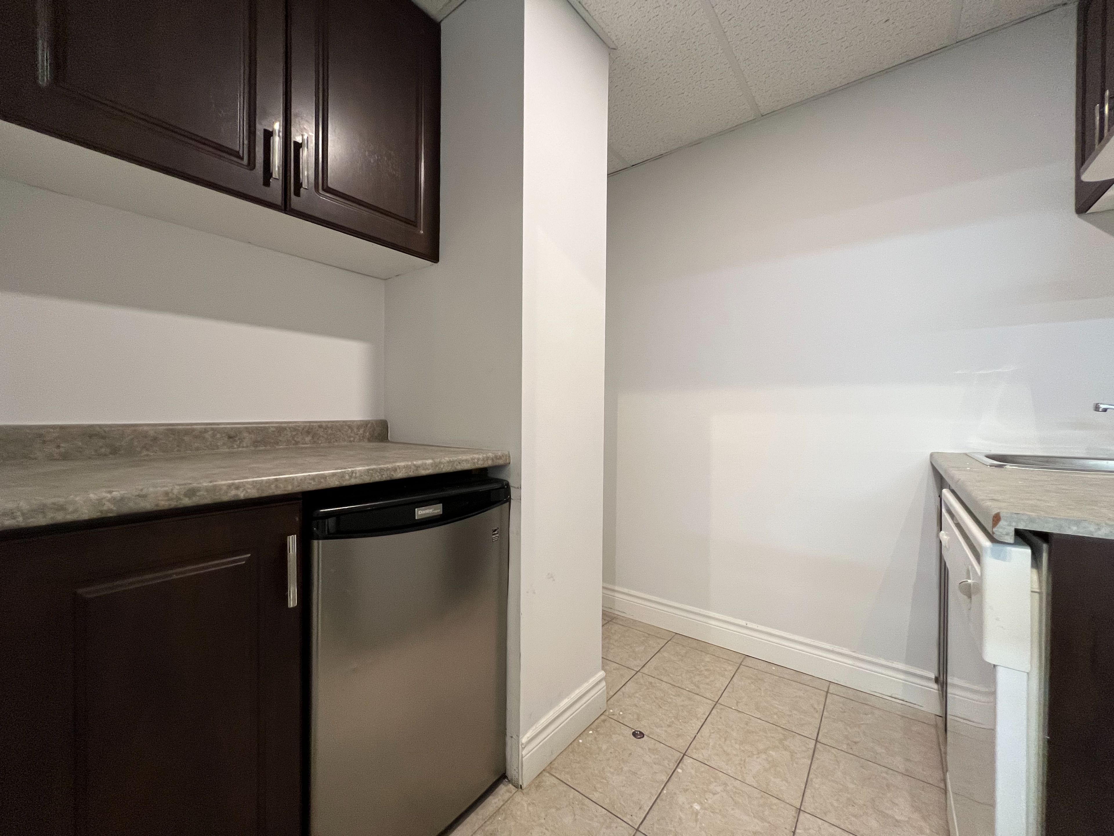 30 Wertheim Court 18 (Lower)