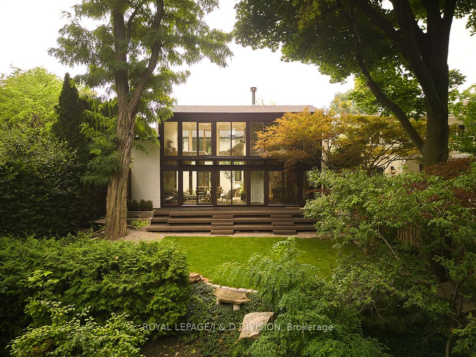 43 Douglas