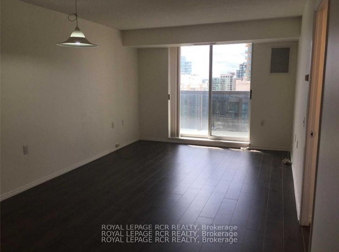 2 Bedrooms Condo at 35 Finch,  Toronto For sale