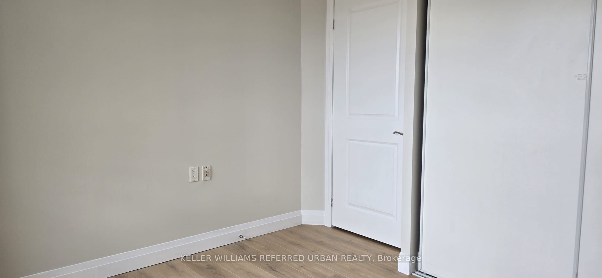 872 Sheppard Avenue W, #318