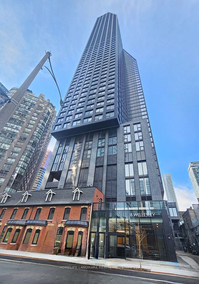 8 Wellesley