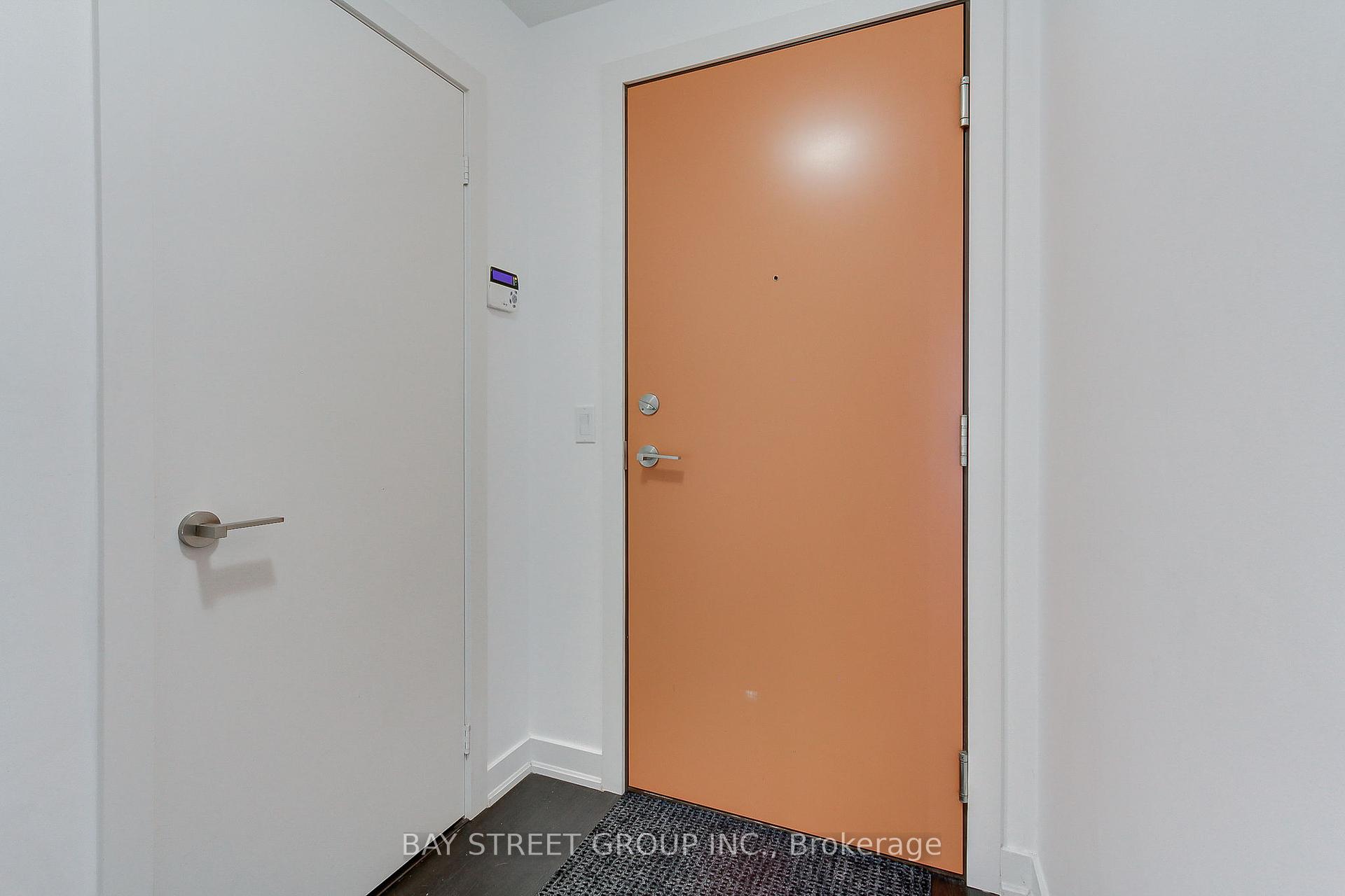 2 Bedrooms Condo at 199 Richmond, Toronto For sale