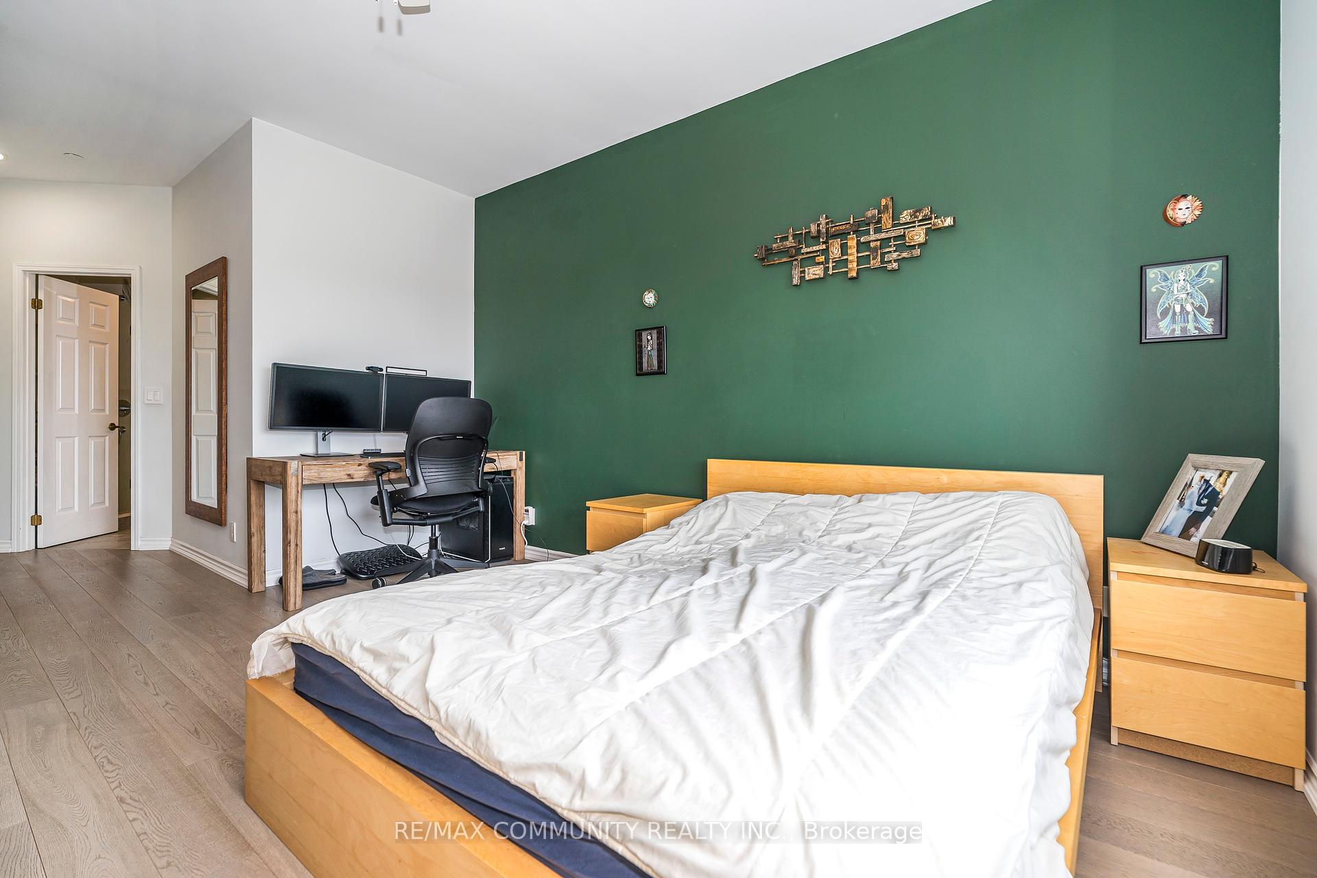 2 Bedrooms Condo at 980 Yonge,  Toronto For sale