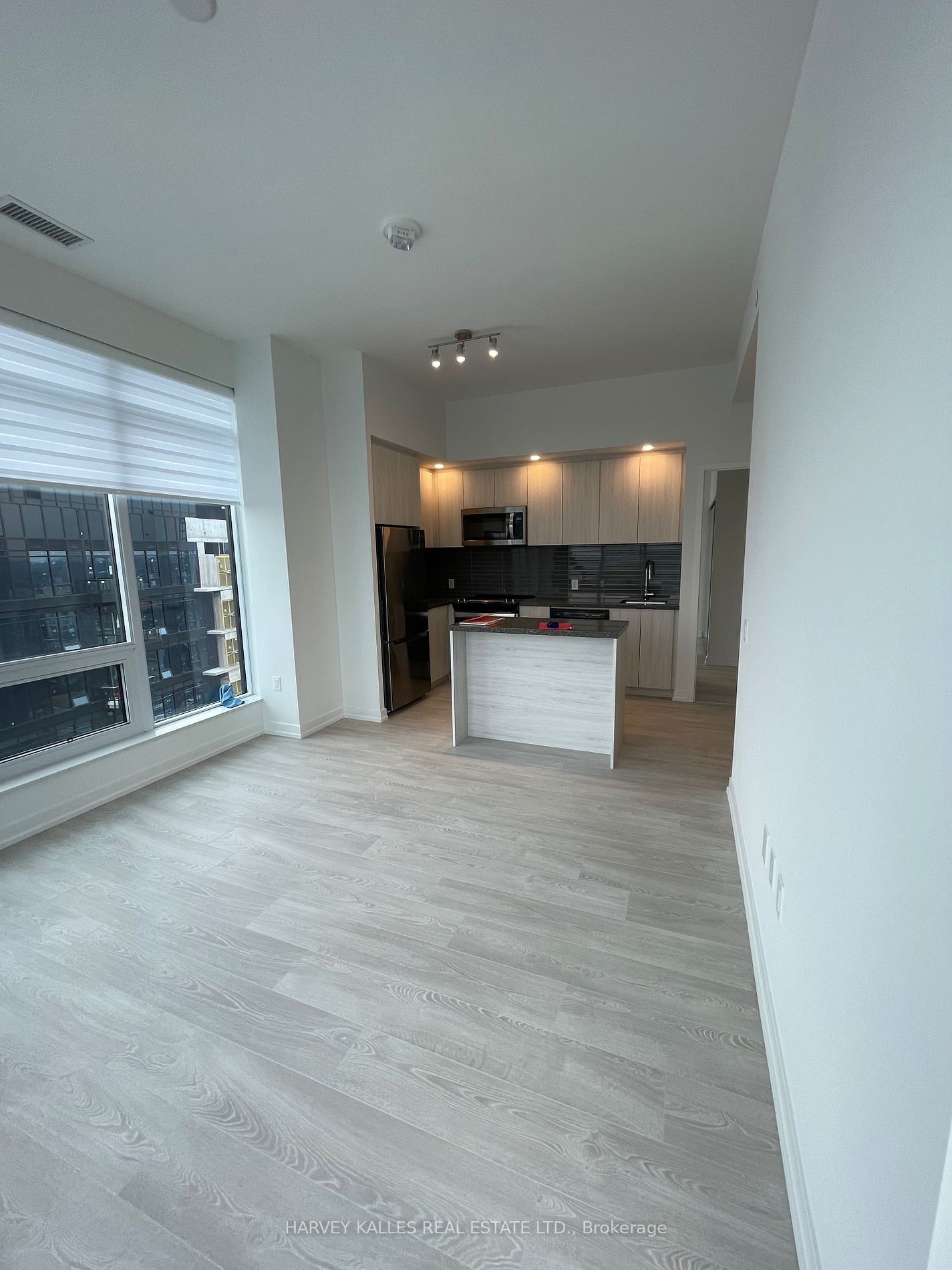 8868 Yonge Street 1808E