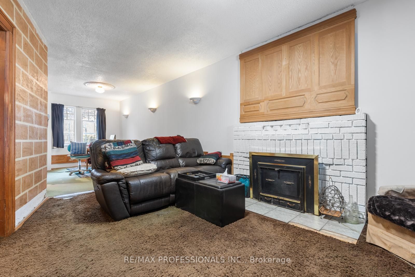 857 Windermere Avenue