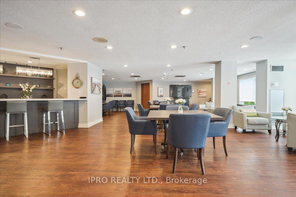 1 Bedroom Condo at 2511 Lakeshore, Oakville For sale